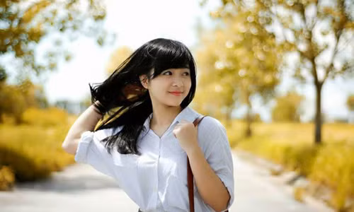 Gai xinh qua gioi giang khien cac chang e de tiep can