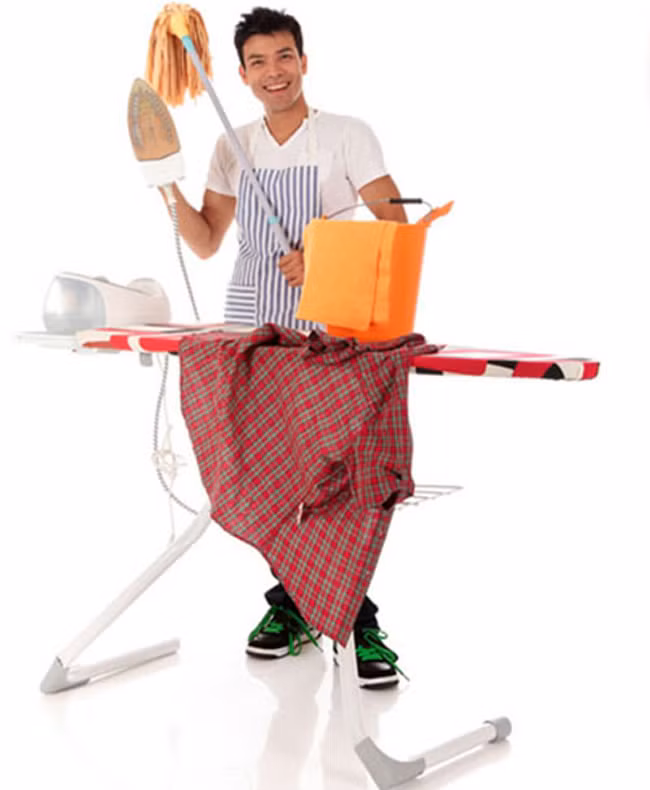 Việc nhà là chuyện nhỏ, chả có gì mà phải ngại cả.