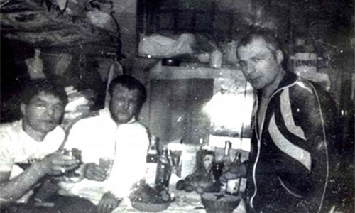 Nhung cuoc noi loan trong tu cua trum toi pham Nga noi tieng