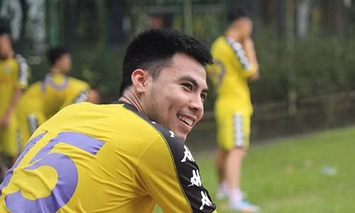 Cầu thủ Đức Huy từng là học sinh giỏi Toán cấp huyện. Ảnh: FBNV.