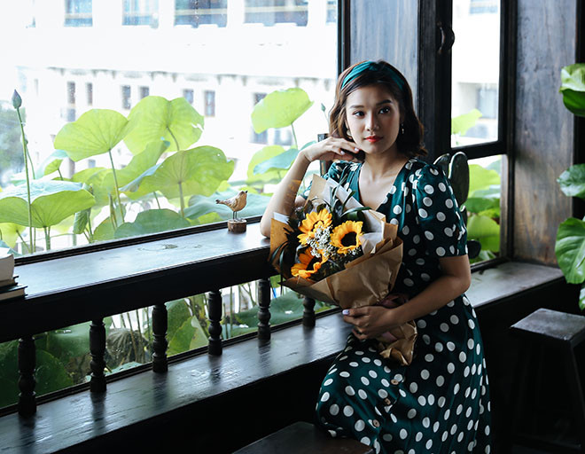 Hoang Yen: Trong tinh yeu, toi khong nghi den tien