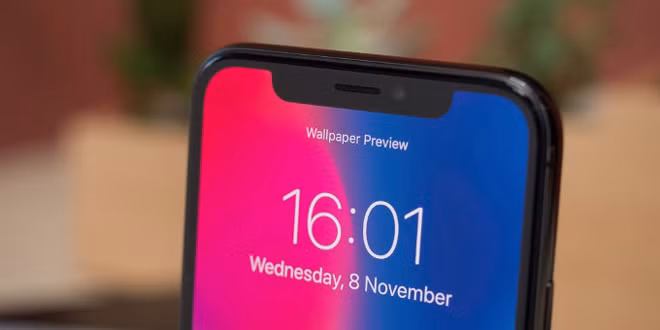 Khu vực viền màn hình thừa trên iPhone X bị chê tơi tả.