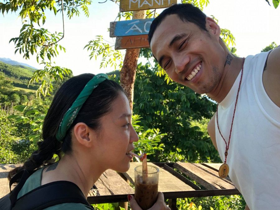 Pham Anh Khoa tieu tuy, gay go xuat hien sau scandal 