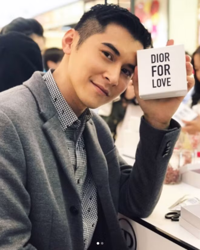 Nhờ thành công của bộ phim "Nghịch duyên" tên tuổi Trần Gia Lạc được nhiều người biết tới hơn.