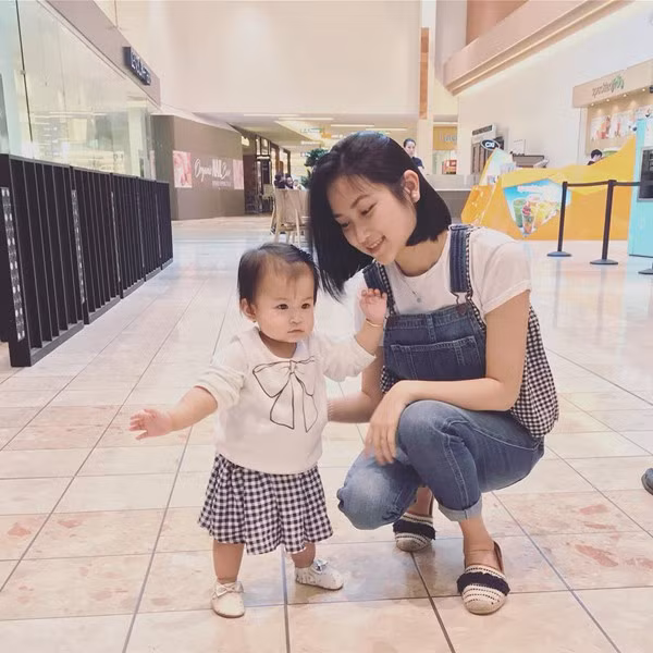 Vợ và con gái Lam Trường.