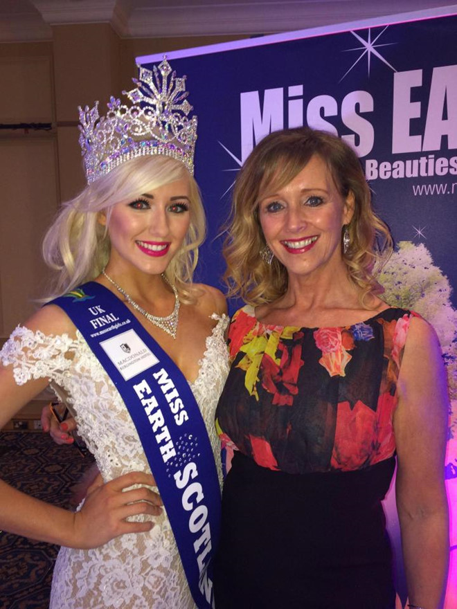 Con gái chị Laurine cũng giành nhiều giải thưởng tại các cuộc thi sắc đẹp.