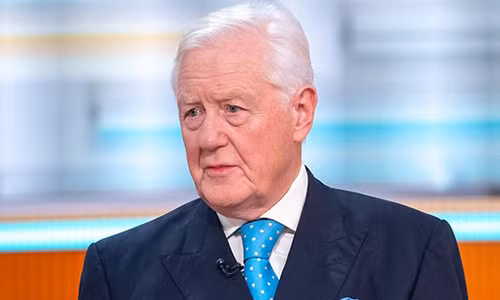 Dai gia 72 tuoi vo mong tuyen vo tre de con noi doi