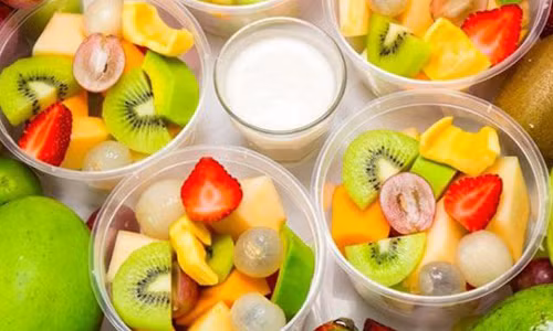 Rau xanh và hoa quả luôn luôn có tác dụng tích cực với cơ thể - Ảnh: Internet