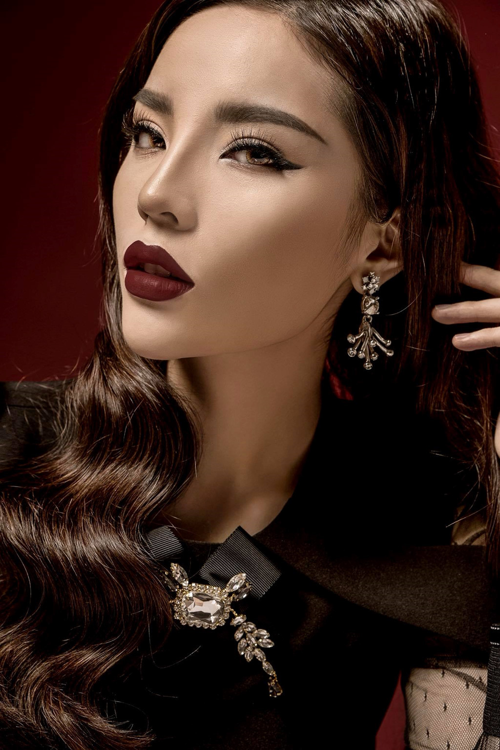 Sự thay đổi đó khiến Kỳ Duyên dính không ít tin đồn phẫu thuật thẩm mỹ.