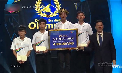 Nam sinh trường THPT chuyên Nguyễn Huệ (Hà Nội) - Nguyễn Đăng Tuấn Anh giành nguyệt quế tuần 3, tháng 3, quý 2.