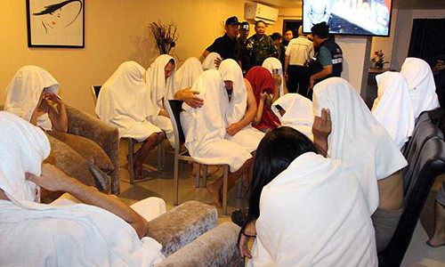 Những bữa tiệc diễn ra cuối tuần đã khiến cư dân xung quanh bức xúc.