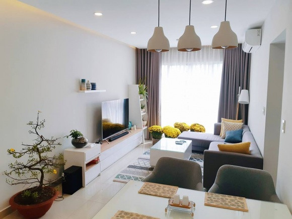 Phòng khách vào dịp Tết của cơ trưởng đẹp trai nhất Việt Nam - Quang Đạt.