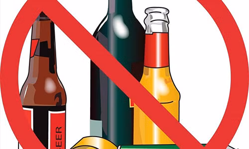 Ban ruou Tay online: Vo tu pham luat, ngang nhien tron thue