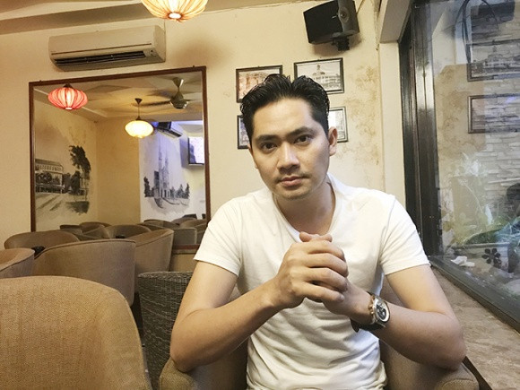 Nam diễn viên Minh Luân chia sẻ chỉ muốn mọi lùm xùm xung quanh chuyện tình cảm của anh và Lan Ngọc dừng lại để tập trung cho công việc.