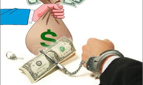 Bi bat sau khi khoe trung so 12 ti dong