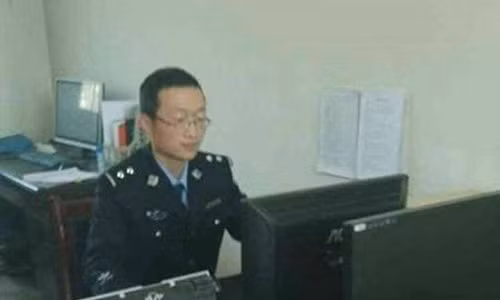 Trung Quoc phat trien Robot kiem duyet noi dung khieu dam