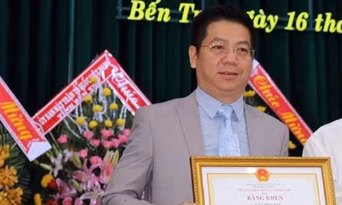 Vo mong vi du an banh ve cua 2 dai gia 