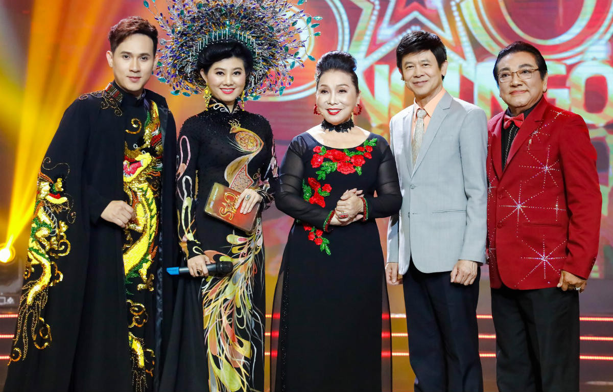 NSND Bạch Tuyết vẫn giữ vai trò giám khảo chính.