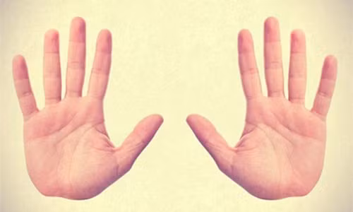 Xem tuong nguoi chi co 1 hoa tay