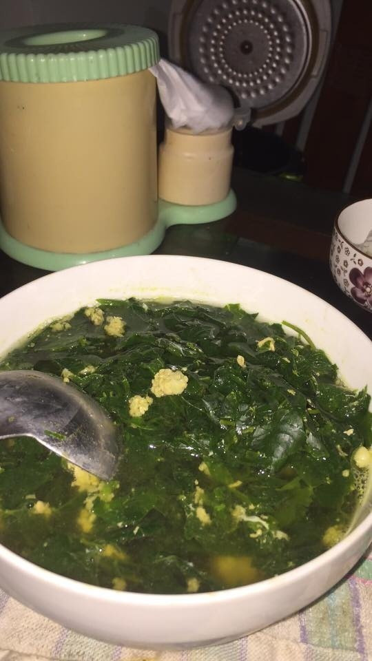 Nang dau nau mon canh rau ngot trung ga bi ca nha chong che-Hinh-2