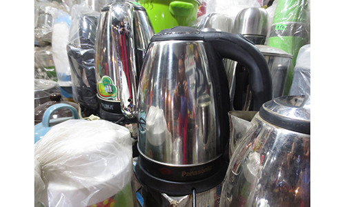 Trên thị trường hiện nay, rất nhiều ấm siêu tốc bị làm giả, làm nhái không có dấu Hợp quy.