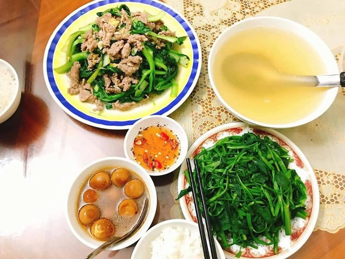 Vo tre khoe loat mam com ngon khien hoi chi em nguong mo-Hinh-3