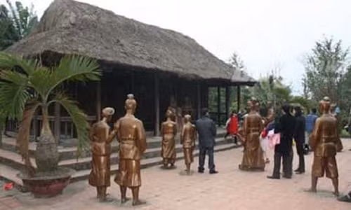 Giai ma nhung tien tri kinh ngac sau may tram nam cua Trang Trinh