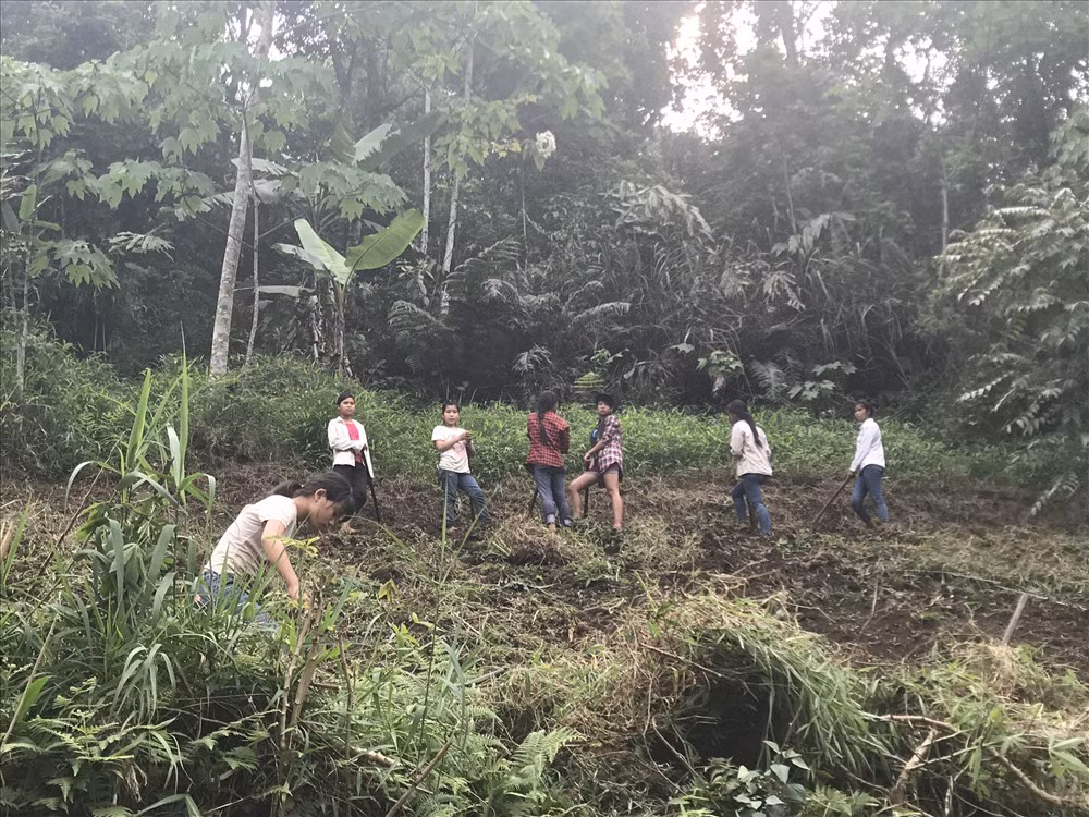 Những đứa trẻ ở Sín Chải.