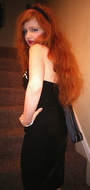 Trong quá trình xạ trị, cô Doran cố gắng tăng cân nhưng không thể: “Tôi ước có thể quay ngược thời gian để cứu sống cuộc đời. Điều trớ trêu là bây giờ tôi đang phải tuân theo một chế độ ăn nhiều chất béo để đạt trọng lượng size 10 nhưng không thể”.