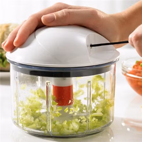 Dù chúng không bị mất đi chất xơ thì cũng chứa hàm lượng đường và calo rất cao. Một phần nhỏ rau củ xay chế biến sẵn đã chứa 420 calo và 54 gram đường, bằng với lượng calo của 3 lon Coca.