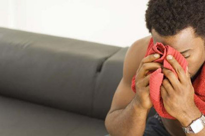 Đàn ông có nhiều khả năng mắc bệnh ung thư này hơn phụ nữ và người da trắng dễ mắc bệnh hơn những người có màu da khác. Tỷ lệ ung thư cũng gấp nhiều lần ở những người từ 80 tuổi trở lên so với những người từ độ tuổi 20-29.