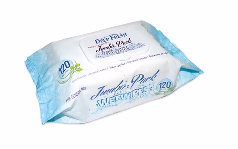 Bên cạnh đó, bạn cũng không dùng giấy ướt lau vào mắt vì đây là bộ phận vô cùng nhạy cảm. Hóa chất có trong giấy ướt có thể khiến mắt bạn bị tổn thương, gây đau nhức,...(Nguồn Aksankozmetik)