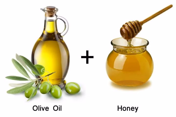 Mặt nạ dầu ô liu, trứng gà mật ong. Tất cả các nguyên liệu này đều có chất chống oxy hóa cực mạnh vì thế hãy kết hợp chúng lại với nhau thành một loại mặt nạ chống lão hóa hiệu quả. Mặt nạ này còn có tác dụng trị nám hiệu quả. Ảnh: Beauty Epic.