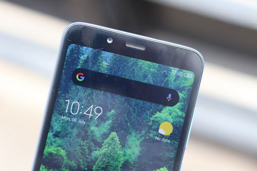 Camera chính của Xiaomi Redmi 7A có độ phân giải 13 MP, trang bị đèn flash LED, hỗ trợ lấy nét theo pha, quay video độ phân giải Full HD.