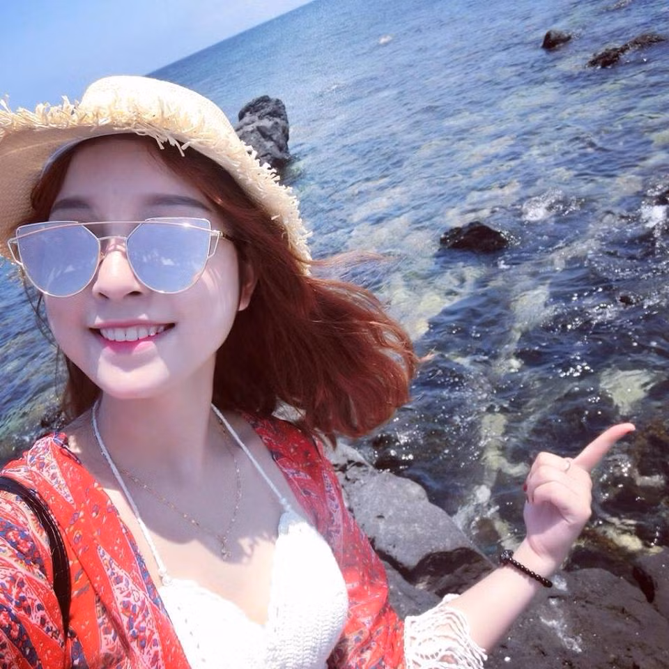 Qua câu chuyện của Nguyễn Thị Hảo, sự nguy hiểm của cộng đồng mạng một lần nữa trở thành đề tài nóng. Văn hóa đọc, văn hóa chia sẻ trên mạng xã hội càng trở nên có giá trị hơn khi nó đã được minh chứng là có thể tạo ra ảnh hưởng xấu rõ rệt đến một cá nhân nào đó nếu như những thông tin lan truyền rộng rãi mà không được kiểm chứng.