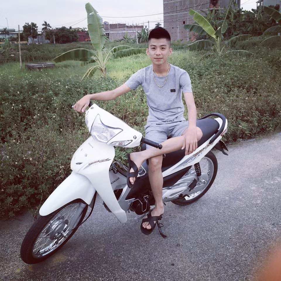 Quang Thanh tiết lộ, mục đích quay đoạn clip "rửa tiền" trong bồn tắm của cậu hoàn toàn chỉ là để cho vui, không có mục đích khoe khoang, hay thể hiện độ ngông. Tuy nhiên, sau khi đoạn clip được đăng trên trang cá nhân của Thanh, một vài người bạn đã chia sẻ lại, lan truyền đến một vài fanpage nổi tiếng khiến nó có được số lượt xem khá lớn. Việc đoạn clip được lan truyền rộng rãi, tạo hiệu ứng trên mạng xã hội là điều hoàn toàn bất ngờ, không thể lường trước được với Quang Thanh.