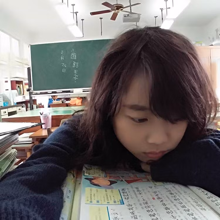 Nhan sắc “không tuổi” của cô giáo Yaishuan làm nhiều người phải ghen tỵ