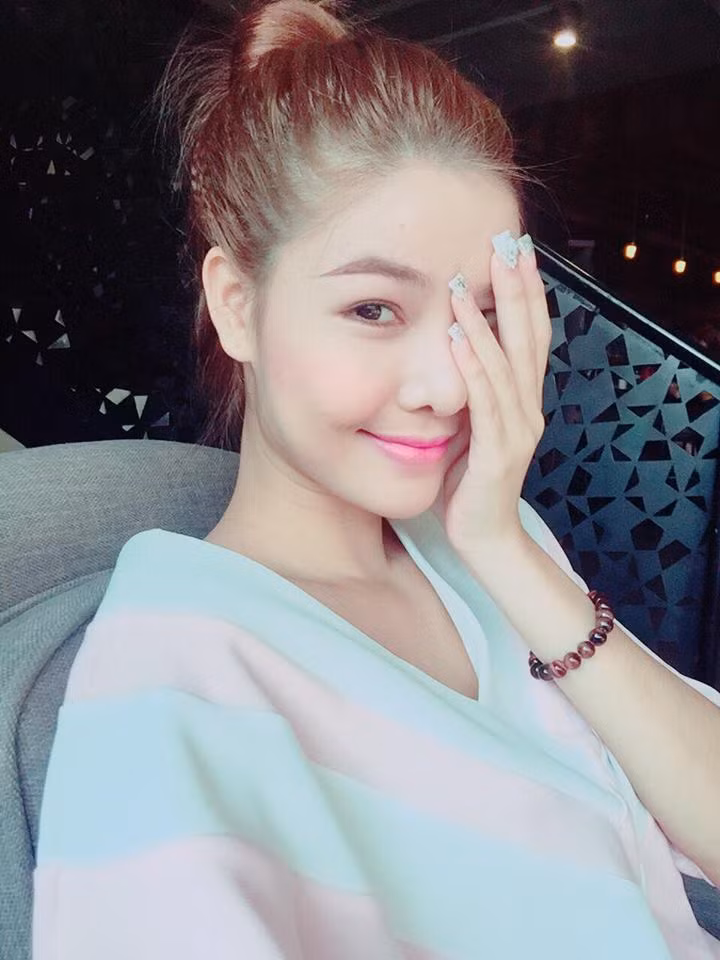 Ky Han bat ngo noi ve con rieng cua Mac Hong Quan