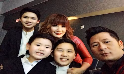 Tuy nhiên, trong showbiz Việt Công Lý không phải là nghệ sĩ nam duy nhất có mối quan hệ hoà thuận với vợ cũ. 