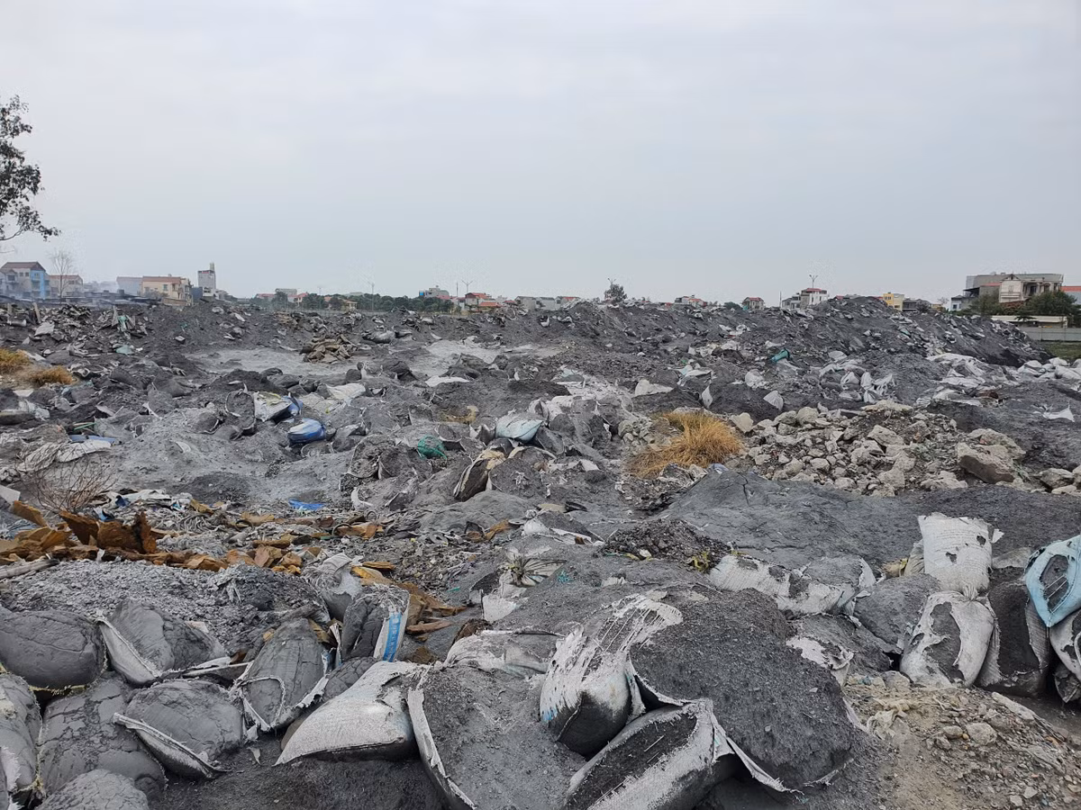 [Ky 4] O nhiem tai lang nghe Man Xa, Bac Ninh: Kho xu ly... chinh quyen dia phuong 