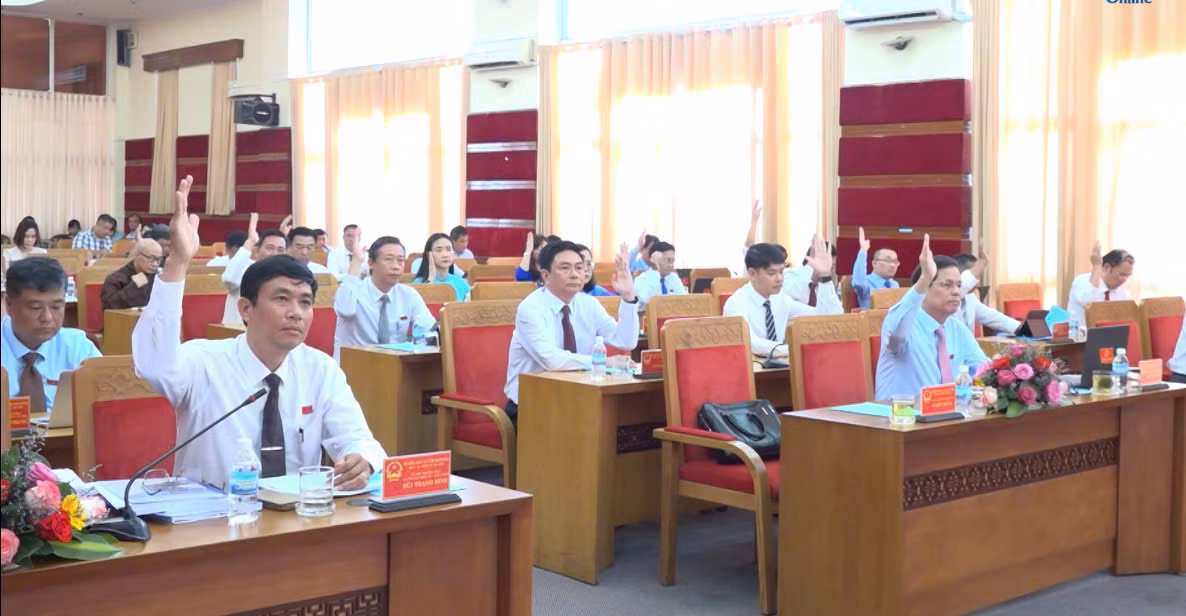 Hoi dong Nhan dan tinh Khanh Hoa thong nhat hop nhat voi Ninh Thuan