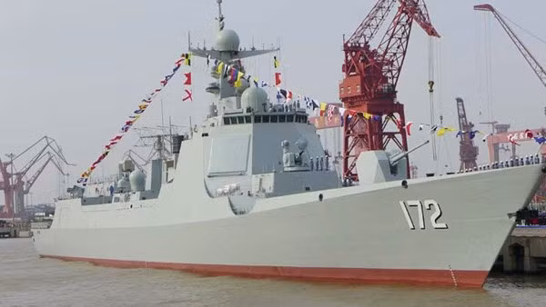TQ dieu sieu ham Type 052D ra Bien Dong