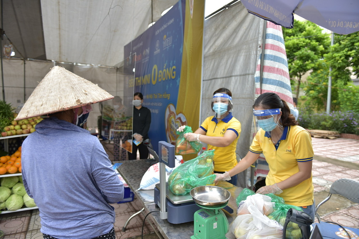 Siêu thị 0 đồng đầu tiên tại Hà Nội sẽ tổ chức thí điểm hoạt động vào ngày 1/8, để phục vụ cho gần 1.000 người.