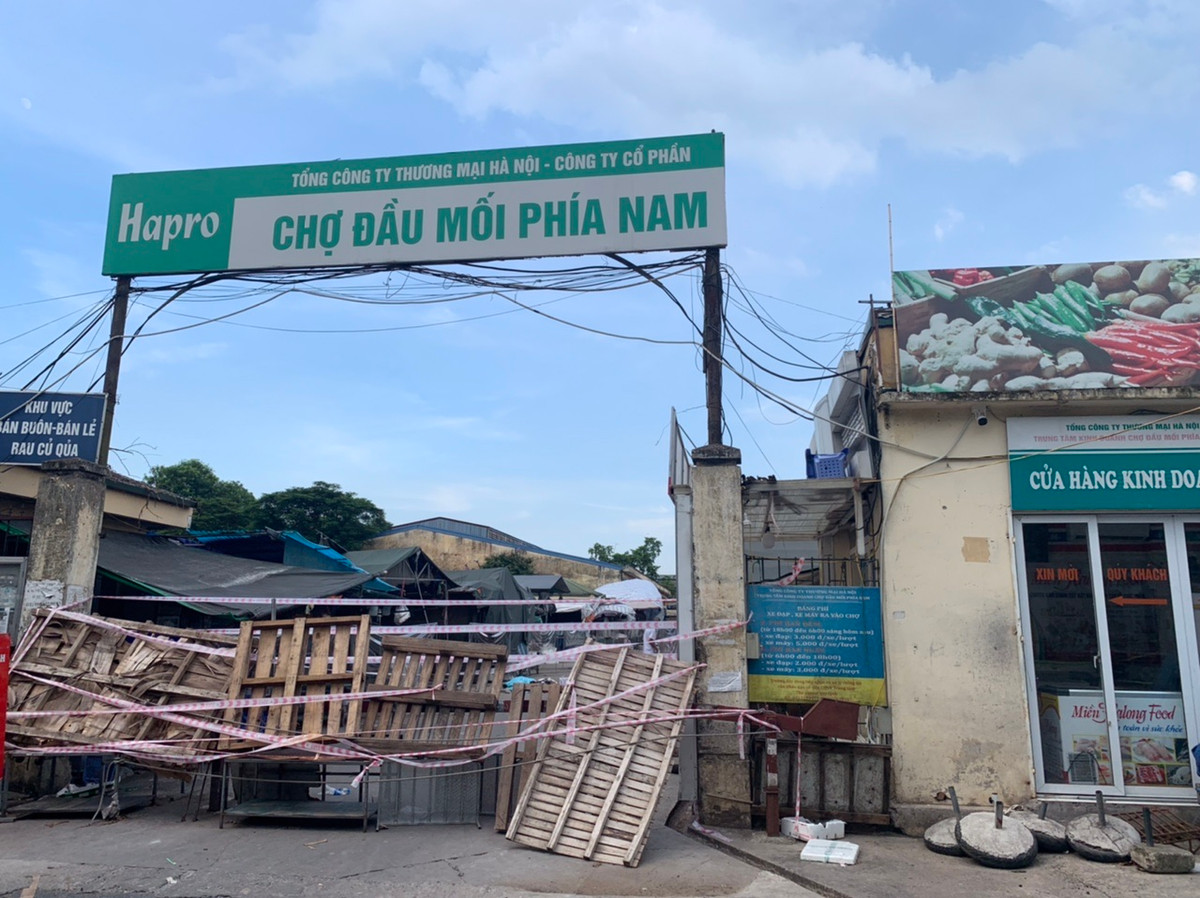 Do xuất hiện 1 ca F0 là tiểu thương nên chợ đầu mối phía Nam bị phong toả từ ngày từ ngày 27/7.