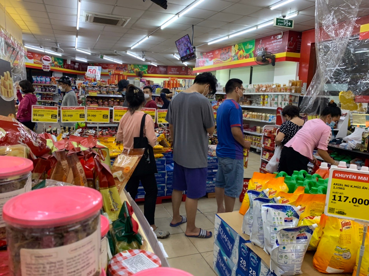Masan “den xit”… gap kho san xuat lan chuoi sieu thi Vinmart
