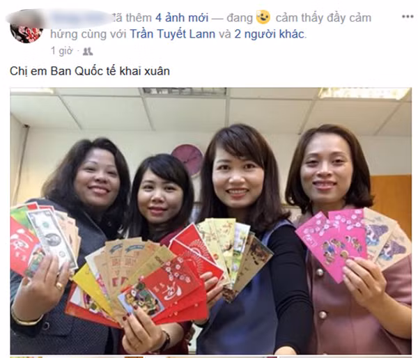 Các chị em các cơ quan báo chí ai cũng xinh đẹp và rạng rỡ.