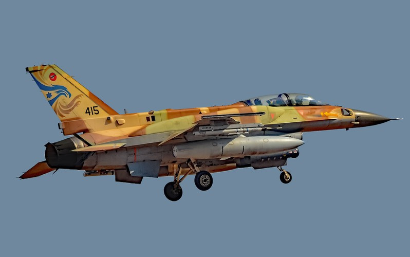 Theo nguồn tin từ trang Avia-pro của Nga, các máy bay chiến đấu Israel đã phóng tên lửa hành trình không đối đất tầm xa loại Delilah khi đang ở không phận Lebanon.