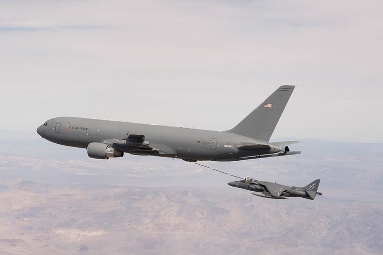 Những chiếc máy bay KC-46 đầu tiên của Boeing mới được giao hồi tháng 1-2020, tức là trễ hai năm so với dự kiến ban đầu.