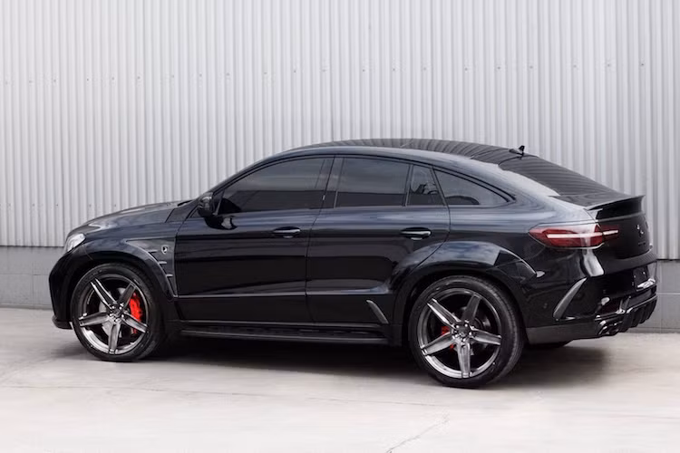 Tại châu Âu, gói độ Inferno dành cho Mercedes GLE 63 AMG của TopCar có giá lên tới 20.205 Euro (tương đương 503,4 triệu đồng).