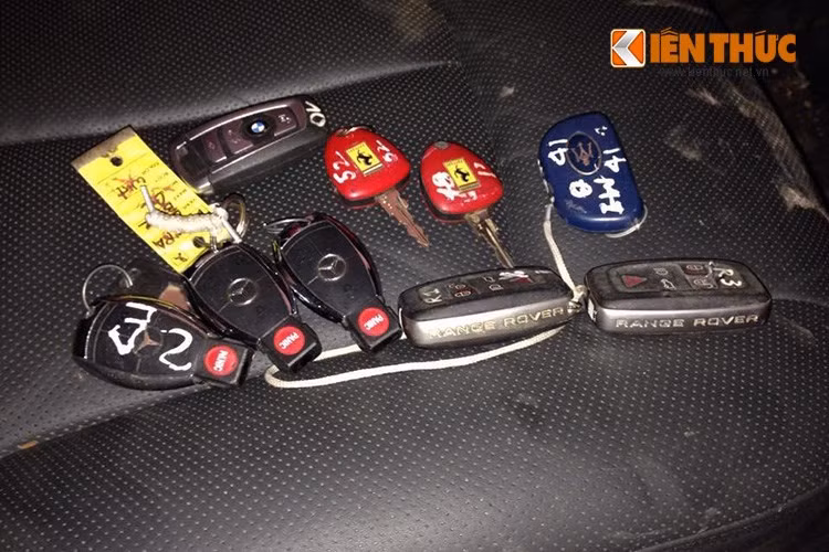 Tuy nhiên, căn cứ vào kết quả điều tra, Hải quan Hải Phòng nhận định, các cá nhân Trung Quốc sang ký kết các hợp đồng thương mại với các doanh nghiệp Việt Nam liên quan, có hành vi hoạt động thương mại trái phép trên lãnh thổ Việt Nam. Do đó việc các doanh nghiệp xin trả lại xe để thực hiện hợp đồng là không có cơ sở.